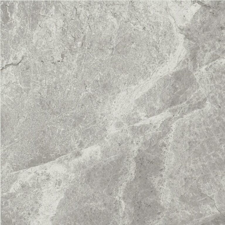 Tundra Storm - Close Up