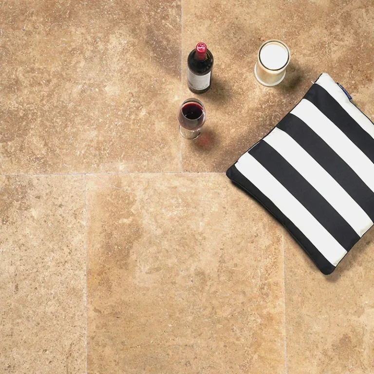 Noche Travertine Pool Coping